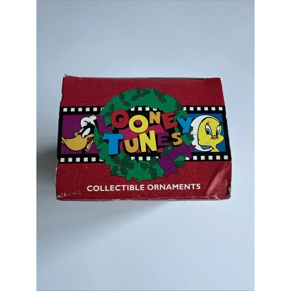 Looney Tunes Collectible Ornament  Marvin The Martian On Carousel Horse - Picture 2 of 6
